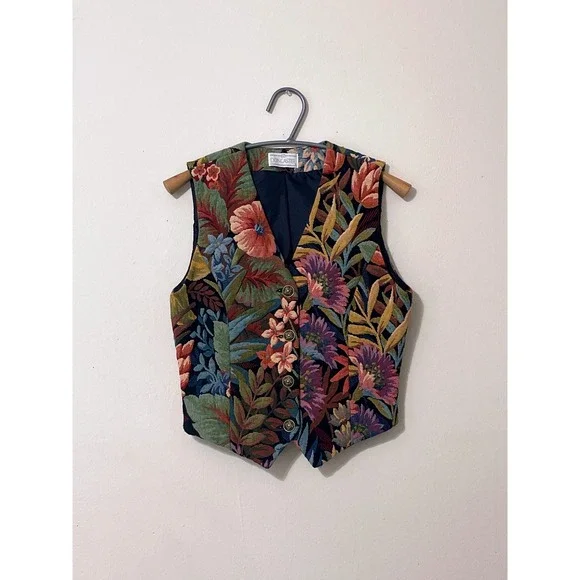 DONCASTER Vintage Boho Artistic 90's Tapestry Floral Vest Size 2 Multi Color - Picture 2 of 8